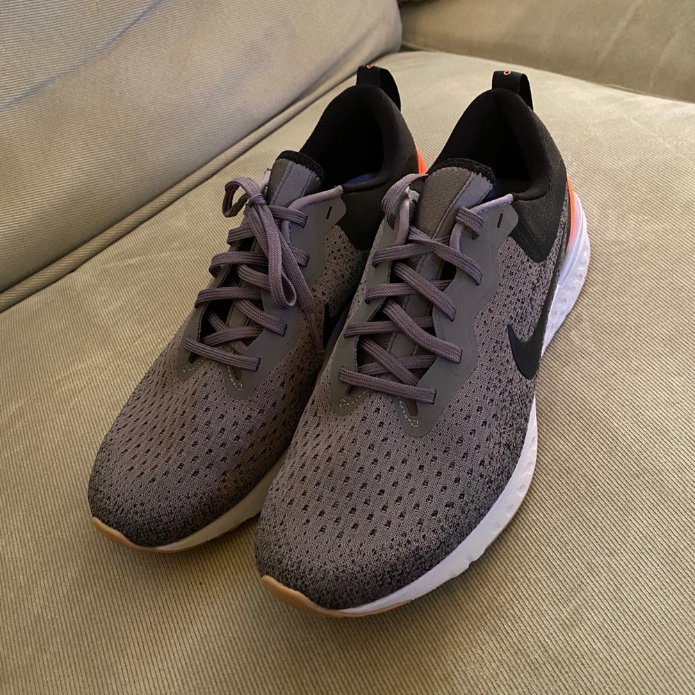 Nike Odyssey React Shoes Never Worn 10.5 W